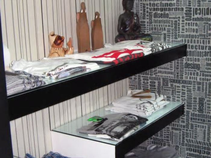 Archisio - Bartolomeo Fiorillo - Progetto Piccolo negozio di abbigliamento