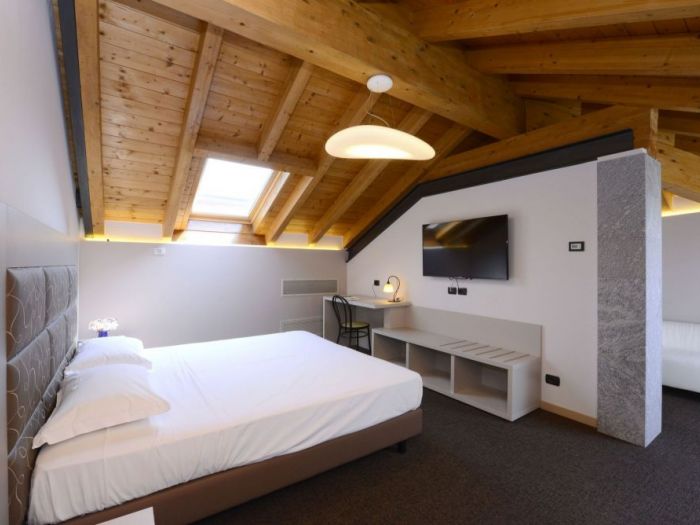 Archisio - Stefano Mariga - Progetto Italia lombardia lecco 23900 hotel don abbondio