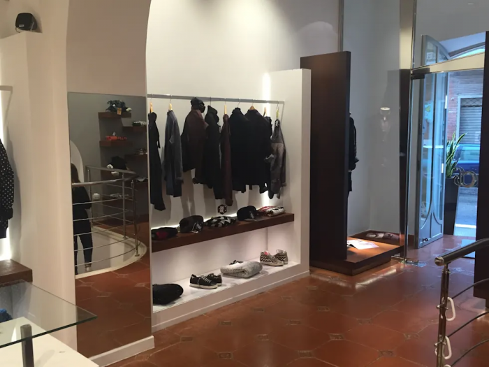 Archisio - Giuseppe Strippoli - Progetto Capurso boutique