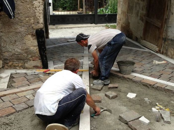 Archisio - Maurizio Loi - Progetto Committente comune di rapino - pavimentazione del centro storico di rapino via roma tratto case da capo