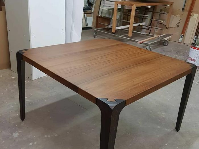 Archisio - Falegnameria Salvioli - Progetto Tavolo in legno