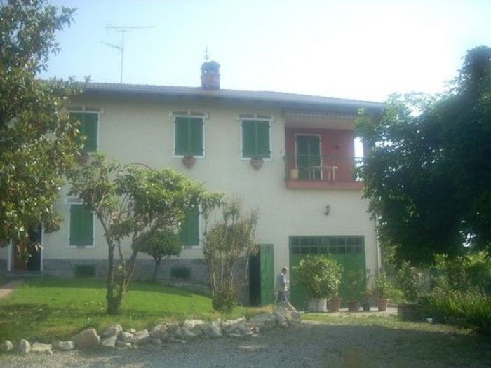 Archisio - Tascarella Fausto - Progetto In mezzo ai tartufi una dimora recuperata