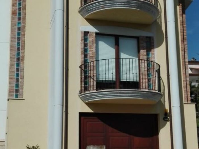 Archisio - Arch Mario Vespasiano - Progetto Casa fiore