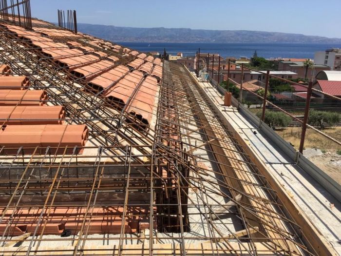 Archisio - Foti Domenico - Progetto Rifacimento tetto