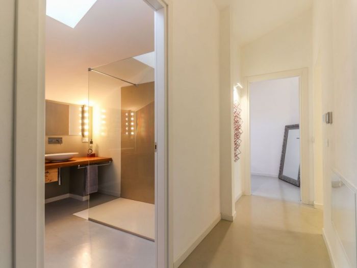 Archisio - Marina Ghedini - Progetto Home staging in attico moderno abitato