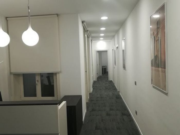 Archisio - Marco Valenti - Progetto Progetto istituto di credito