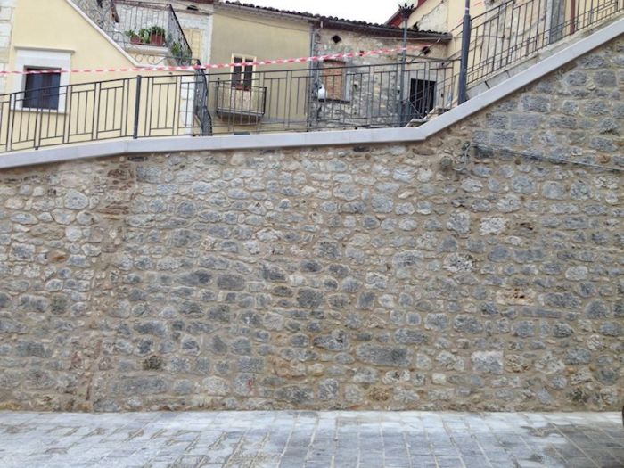 Archisio - Maurizio Loi - Progetto Committente comune di rapino - pavimentazione del centro storico di rapino via roma tratto case da capo