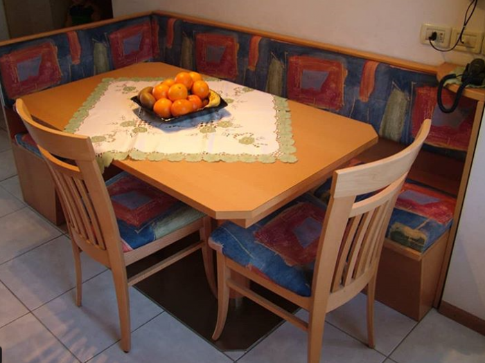 Archisio - Falegnameria Ghezzi Mario C Sas - Progetto Panca con sedili apribili e pieghevoli