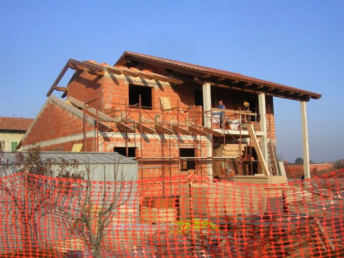 Archisio - Paolo Ceridono - Progetto Dalla tettoia alla villa con piscina