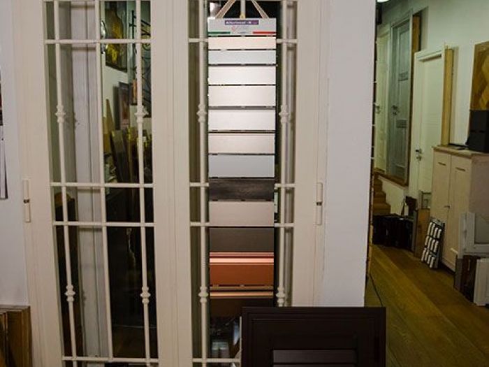 Archisio - Wood Trade Roma - Progetto Grate e persiane