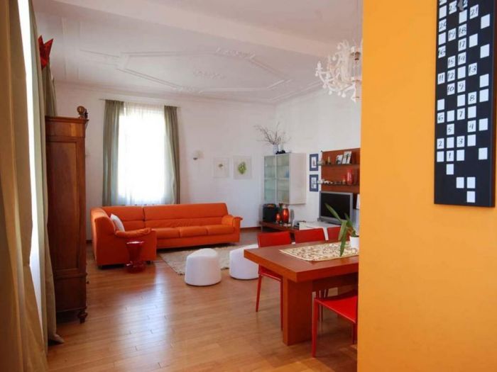 Archisio - Roberto Silvestri - Progetto Una casa giocosa con le pareti colorate