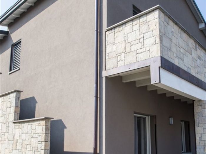 Archisio - Architrevi Studio Maridati - Progetto Ristrutturazione villa bifamiliareDuerre house