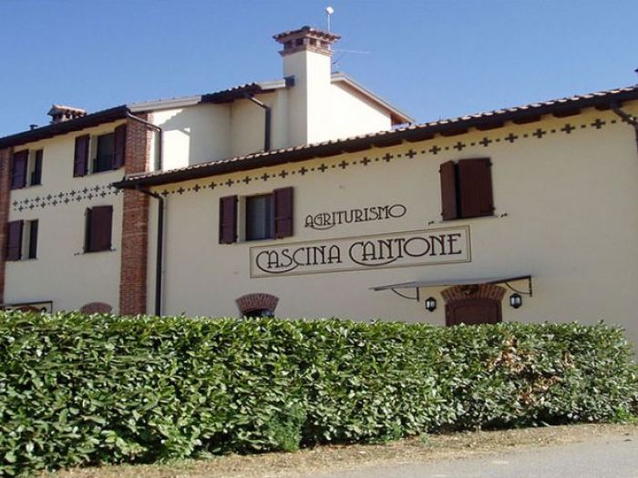 Archisio - Roberto Bardelli - Progetto Bar ristorante e discoteche