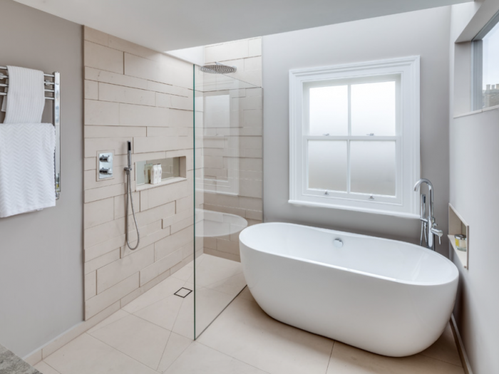 Archisio - Fiorenza Ristrutturazioni - Progetto Pittura edile ristrutturazione bagni isolamento termico