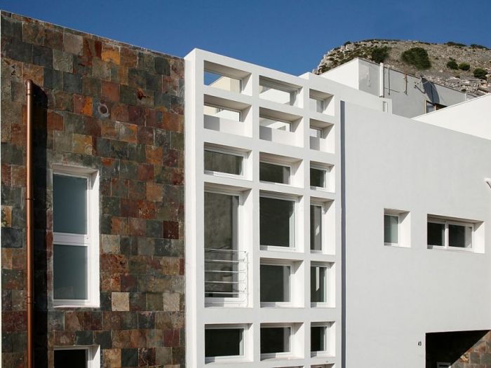 Archisio - Ada Atelier Darchitettura - Progetto Casa flores