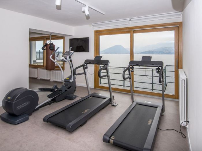 Archisio - Sinergy Zero9 srl - Progetto Villa panoramica su lago maggiore