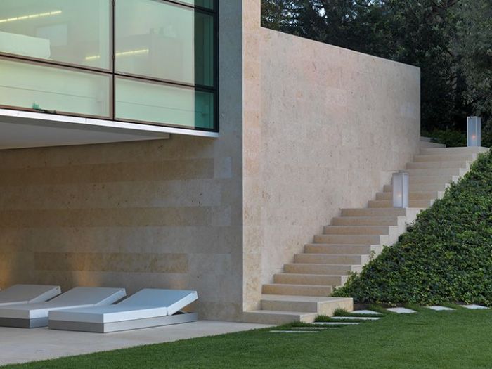 Archisio - Grassi Pietre - Progetto Hotel colzani a lecco