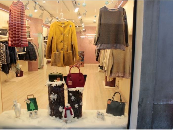 Archisio - Stocco Ristrutturazioni Dinterni - Progetto Abbigliamento