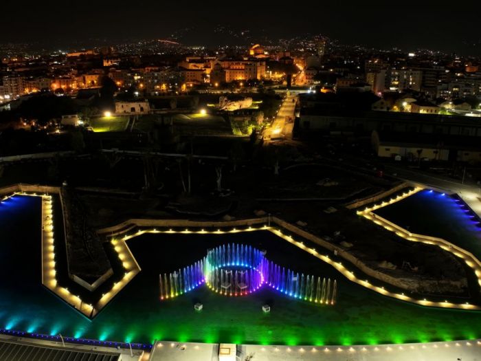 Archisio - Forme Dacqua - Progetto Marina la fontana danzante musicale pi grande ditaliaPalermo marina yachting porto palermo