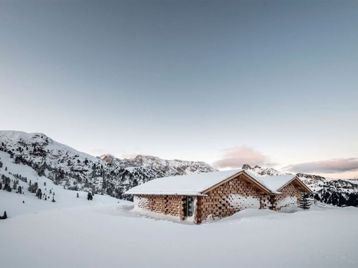 Archisio - Noa Network Of Architecture - Progetto Zallinger hotel diffuso ad alta quota