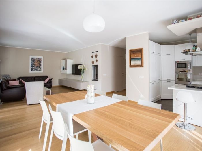 Archisio - Architrevi Studio Maridati - Progetto Ristrutturazione villa bifamiliareDuerre house