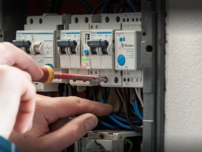 Archisio - Elitech Impianti Elettrici Di Schirru Eligio - Progetto Quadri elettrici