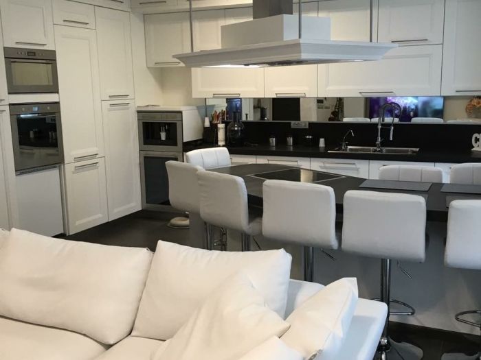 Archisio - Mhid Maiocchi House Interior Designer - Progetto Cucina a isola