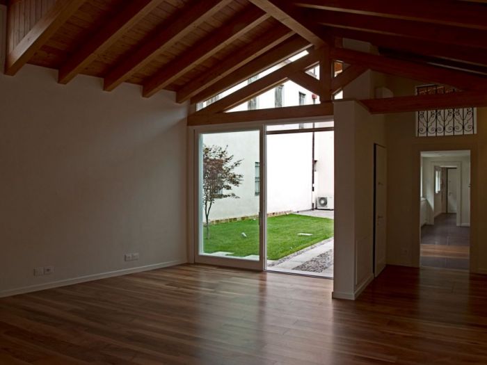 Archisio - Fratelli Cudone Rapp - Progetto Pavimenti e rivestimenti in legno