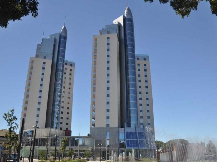 Archisio - Emiliano Granzotto - Progetto Edifici pubblici