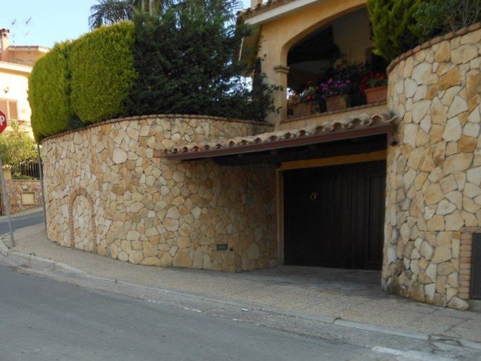 Archisio - Continua srl - Progetto Facciate pereti esterne e muri di confini