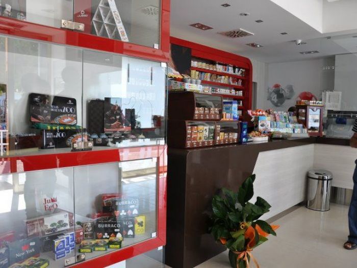 Archisio - Makestudio - Progetto Tobacco more