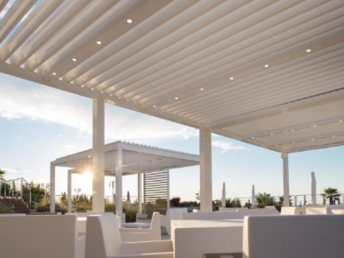 Archisio - Idea Tenda - Progetto Strutture autoportanti addossate pergolati