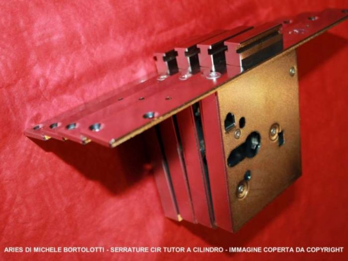Archisio - Aries Di Michele Bortolotti - Progetto Cambio serrature