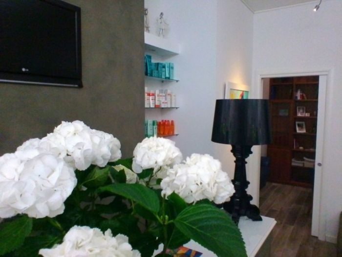 Archisio - Roberta Caldovino - Progetto Ristrutturazione negozio negozio hair gallery