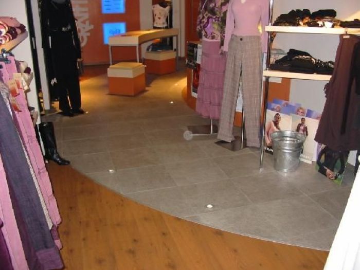 Archisio - Studio Architettura Golinelli - Progetto Negozio abbigliamento