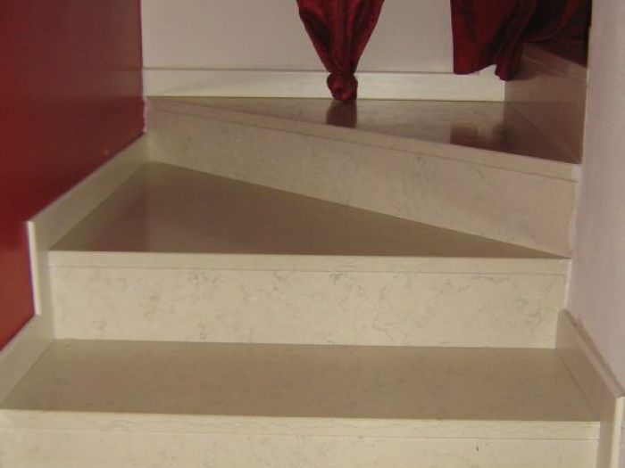 Archisio - Sofim Srl Soluzioni E Finiture Immobiliari - Progetto Arredi e complementi su misura scale in legno