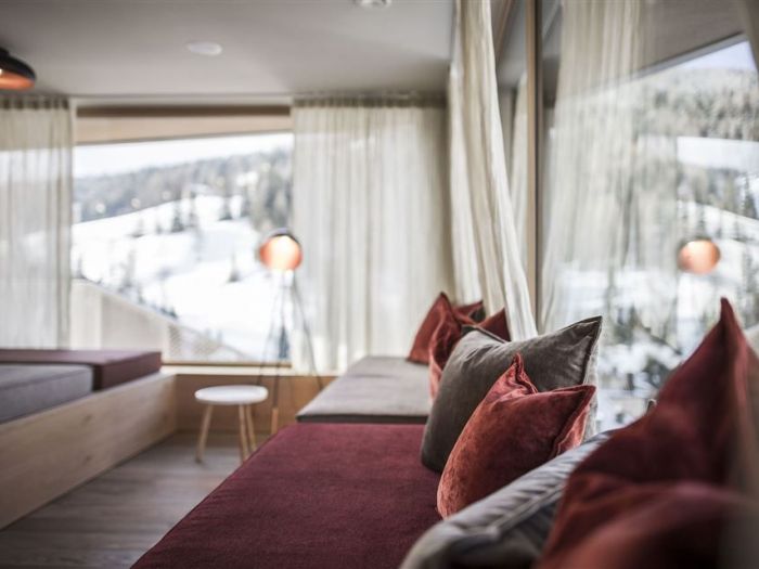 Archisio - Noa Network Of Architecture - Progetto Tofana racchiudendo la natura in se stesso