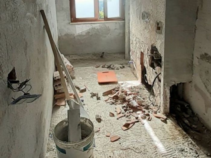 Archisio - Mani Srl Ristrutturazini - Progetto Ristrutturazione completa bagno roma zona collatina