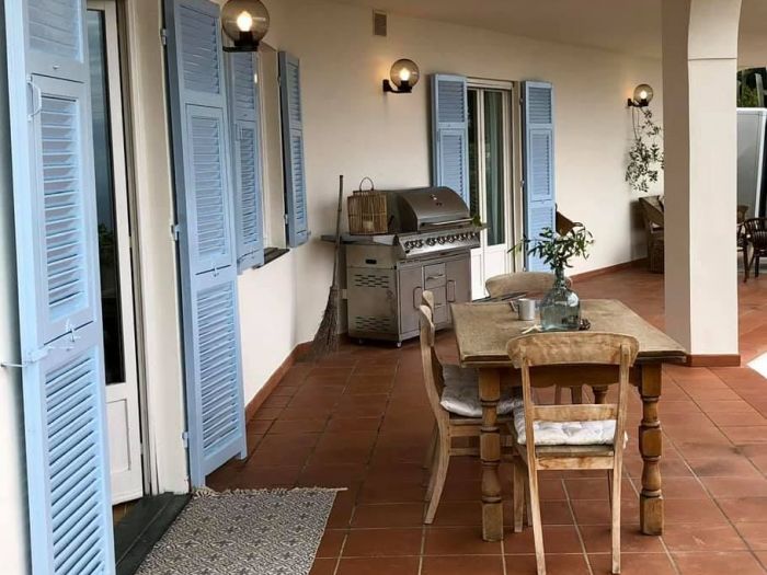 Archisio - Nadine Schmitz - Progetto Piccolo bed and breakfast