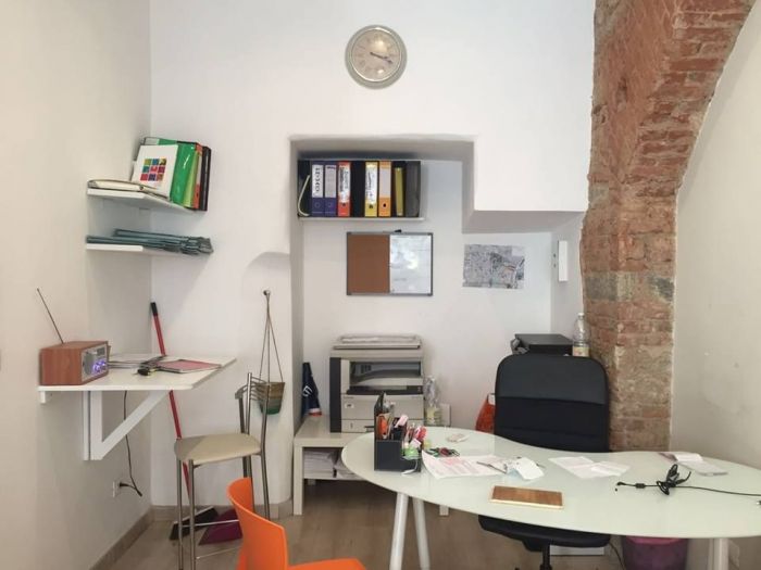 Archisio - Stefania Chiarenza E Barbara Alongi - Progetto Un p di storia in ufficio