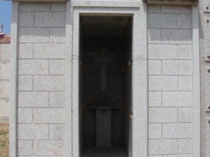 Archisio - Pmgs Lavorazione Marmi - Progetto Arte funeraria