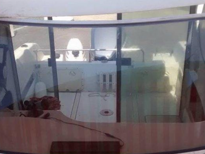 Archisio - Vetreria De Remiggi - Progetto Vetri per imbarcazioni e specchi per palestre