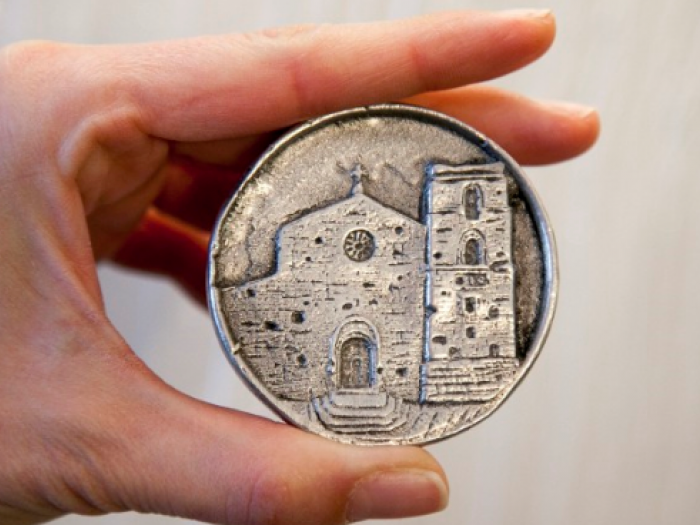 Archisio - Decorsaluzzi - Progetto La scultura e conio