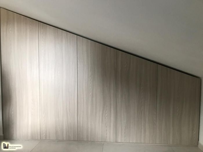 Archisio - Valeriani Di Domenico - Progetto Armadi mansarda su misura