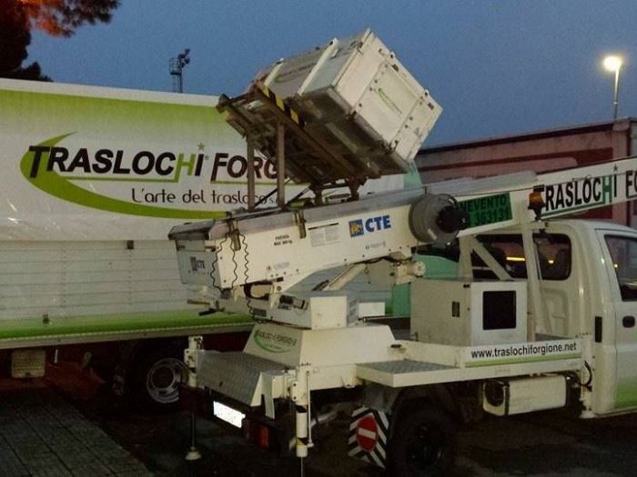 Archisio - Larte Del Trasloco srl - Progetto Trasloco con scala aerea