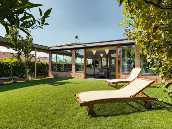 Archisio - Adriano Pecchio - Progetto Una galleria darte nellattico