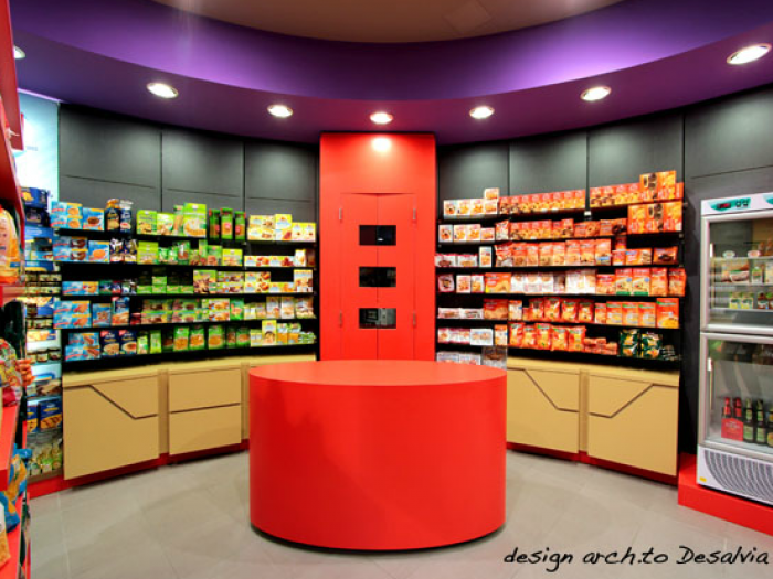 Archisio - Cotto Arredamenti - Progetto Arredamenti per farmacie e parafarmacie gelaterie