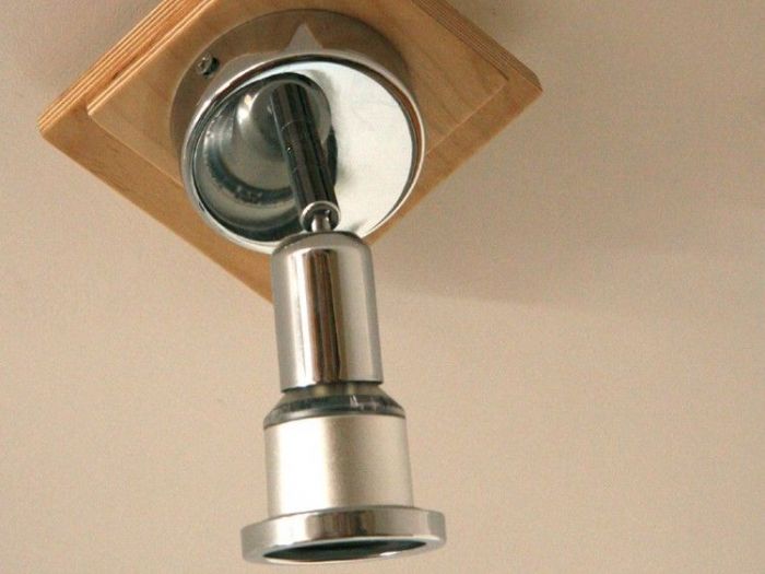 Archisio - Marco Mazzella - Progetto Supporto faretto