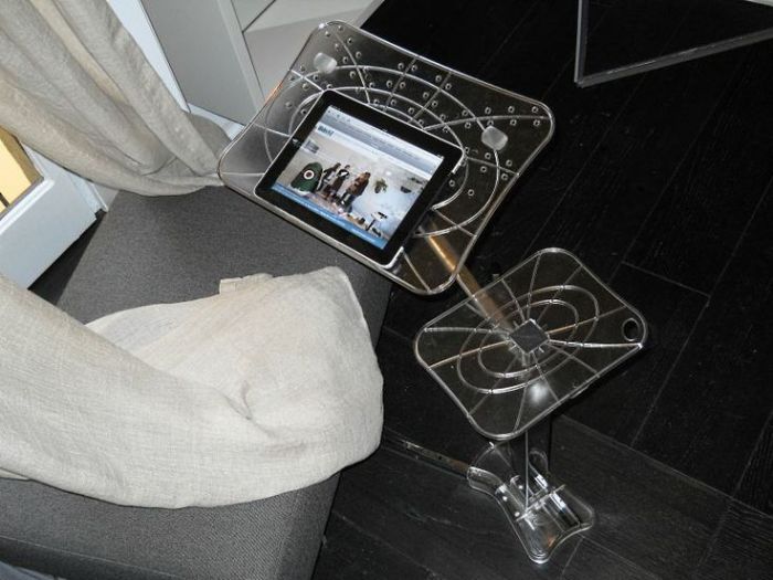 Archisio - Lounge Tek - Progetto Supporti ergonomici regolabili per notebook e tablet