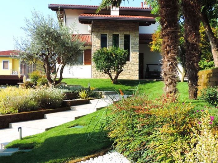 Archisio - Rizzi Giardini - Progetto Giardini con terrazzamenti in tufo